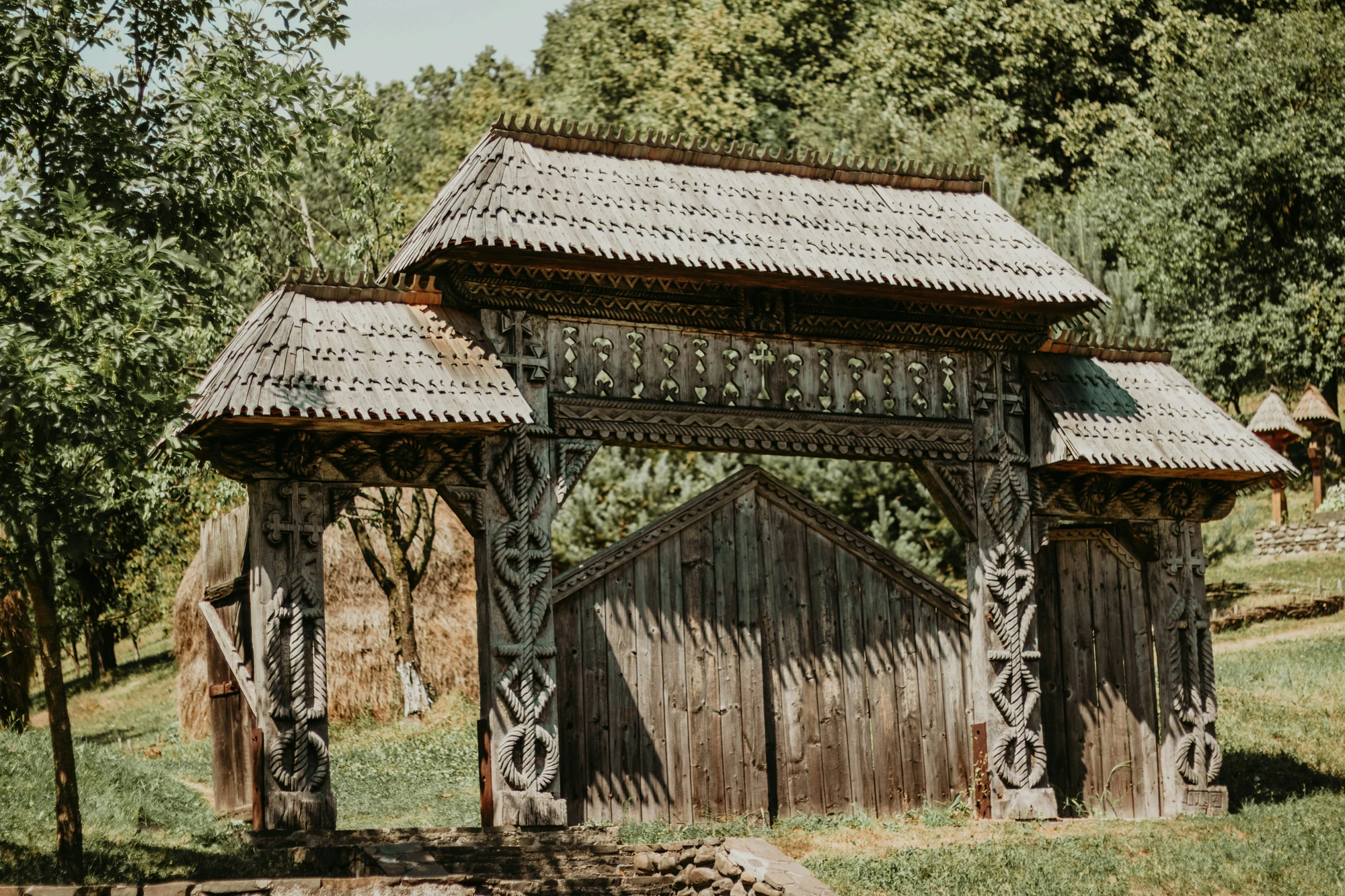 Horses' Waterfall cascading down mountain rocks in Rodnei National Park near Borșa